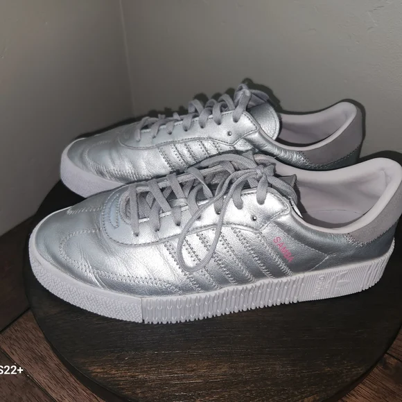 adidas gazelle silver green womens Adidas Samba OG W Sneaker » Buy online now! main image 0
